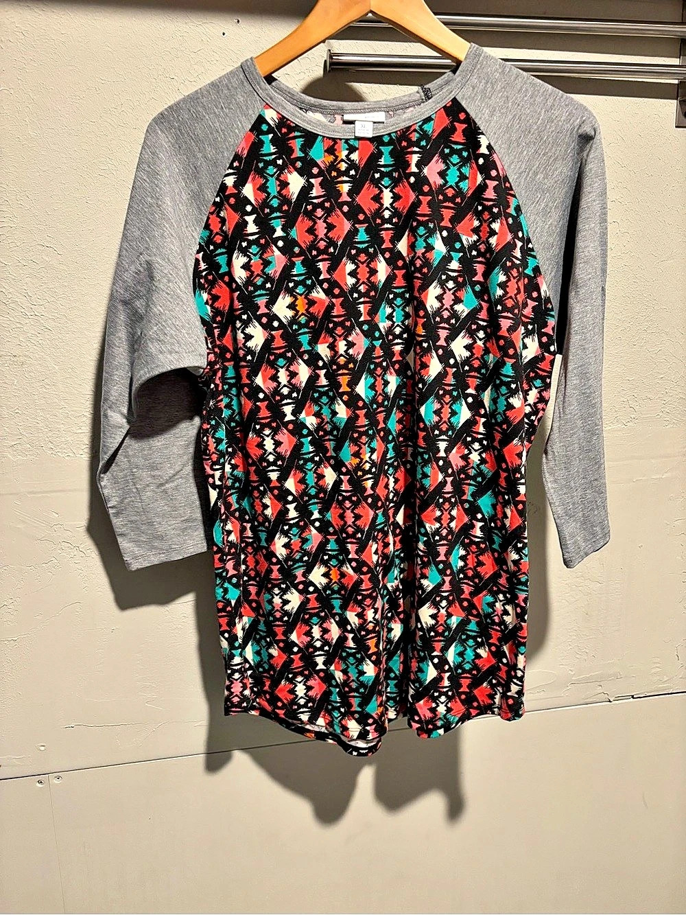 LuLaRoe Geometric Mini Dress in Gray & Red Size XL